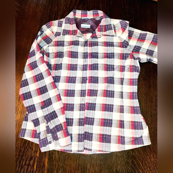 Columbia Ladies Vented Breathable Sun Protection Shirt Size Large EUC $17 - Picture 1 of 6